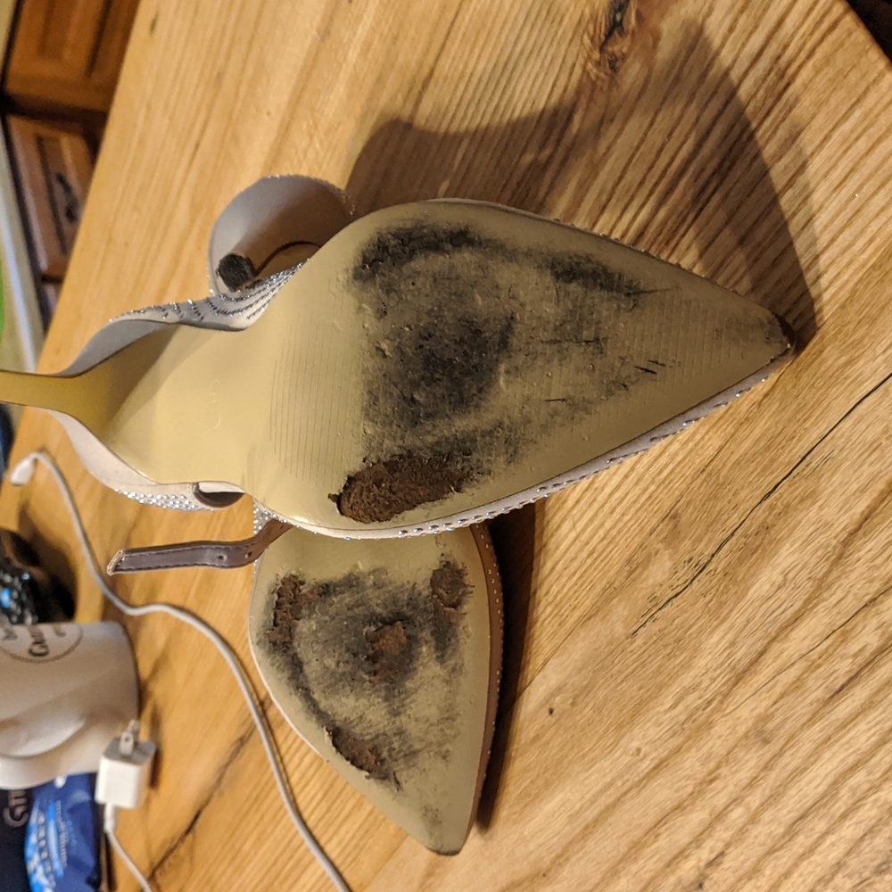 Shoes - Picture 3 of 3
